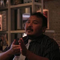 Cerita Telkom: Menggantungkan Ekspektasi di Tengah Turbulensi