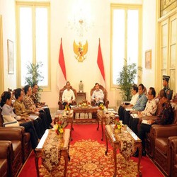 Bahas Rupiah, Ini yang Ditanyakan Jokowi ke Agus Marto