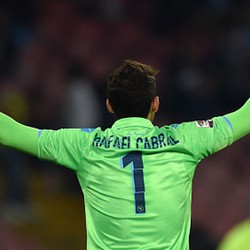 Tarian Rafael yang Jadi Kunci Napoli Menangi Tos-tosan