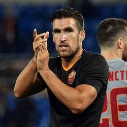 MU Selangkah Lagi Datangkan Strootman