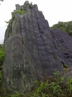 Balai Arkeologi Yogyakarta Sebut Batu di Gunung Jompong Menhir untuk Pemujaan