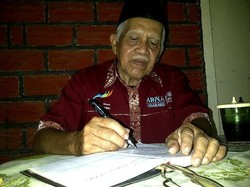 Situs Bebatuan di Gunung Jompong Apakah Buatan Manusia atau Alamiah ?