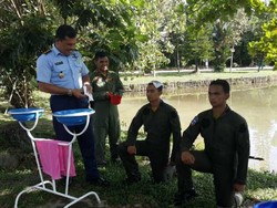 Digelar di Kolam Lumpur, Begini Wisuda Pilot Pesawat Tempur di Pekanbaru