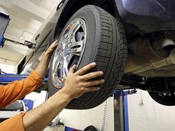 4 Perawatan Ban Agar Aman di Saat Musim Hujan