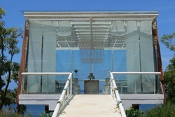 Tempat Pernikahan Romantis di Pinggir Tebing di Bali