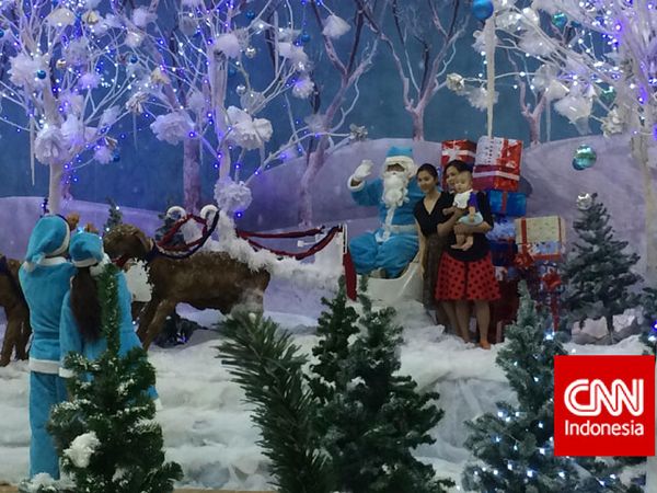 Suasana Natal di Mal Jakarta
