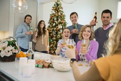 Lakukan 4 Hal Ini Agar Konsumsi Minuman Beralkohol Tak Berefek Negatif