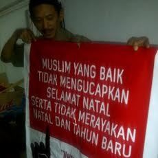 Reaksi Pemkot Malang Soal Spanduk Tak Berizin Larangan Ucapan Natal