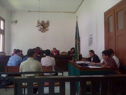 Hakim Minta Jaksa Hadirkan Anggota Dewan untuk Jadi Saksi Korupsi Bansos