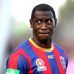 Emile Heskey Lanjutkan Karier di Bolton