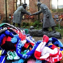 Sepakbola dan Senandung Natal di Tengah No Mans Land