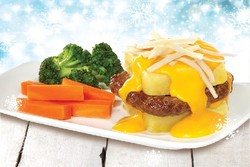 Rayakan Liburan dengan Kelezatan Cheezy Beef Potato dan Smoky Beef Supreme