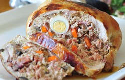 Rellenong Manok, Sajian Natal Legendaris di Filipina yang Sarat Sejarah