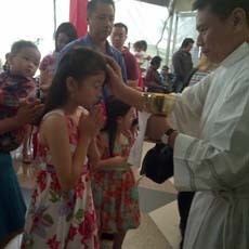 Misa Natal di Surabaya Lancar, Polisi Tetap Waspada