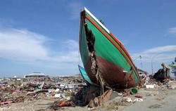 Warga Aceh Peringati 10 Tahun Tsunami