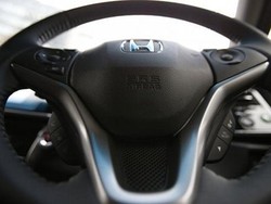 Krisis Airbag, Takata Ganti Bos dan Potong Gaji CEO 50 Persen