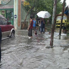 Hujan Sejak Siang dan Sore Hari, Kawasan di Surabaya Banjir