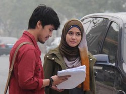 Pengalaman Revalina Susah Buang Air Saat Syuting Assalamualaikum Beijing