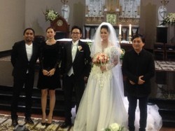 Ehm... Glenn Fredly Gandeng Aura Kasih di Pemberkatan Gracia-David NOAH