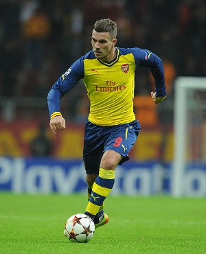 Risaukan Masa Depannya, Podolski Akan Ajak Bicara Manajemen Klub