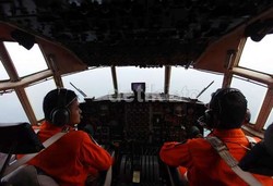 Australia Temukan 2 Sinyal Emergency Diduga Terkait AirAsia QZ8501