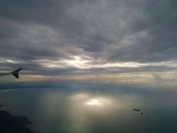 Pesawat Hercules TNI AU Sisir Perairan Tanjung Pandan, Terbang 1.500 Kaki