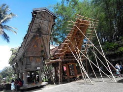 Tongkonan, Rumah Adat Toraja yang Punya Sistem Pemerintahan