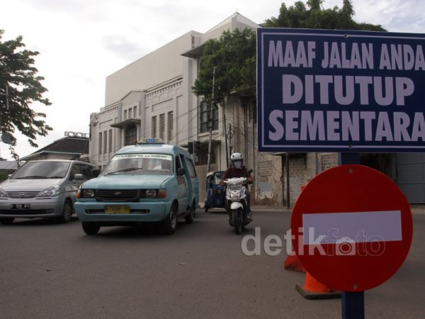Simulasi Pengalihan Arus di Kota Tua
