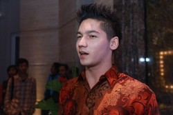 Samuel Zylgwyn Izin ke Franda Sebelum Hadir di Resepsi Gracia dan David NOAH