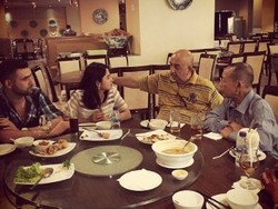 Dekat dengan Bule, Dewi Persik Belum Ingin Menikah