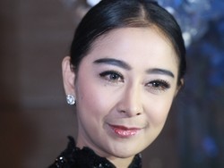 Bakal Dinikahi Polisi, Uut Permatasari Sebar 2000 Undangan