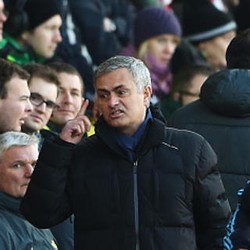 Chelsea Tak Dapat Penalti, Mourinho: Ini Jelas-jelas Skandal