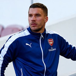 Wenger Isyaratkan Podolski Akan Hengkang Januari