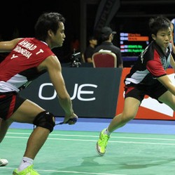 Dua Gelar Indonesia di Singapura, Hat-trick Sharapova di Stuttgart