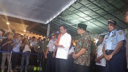Jokowi: Besok Seluruh Kapal dan Heli Lakukan Pencarian Besar-besaran