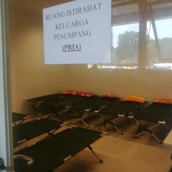 Keluarga Penumpang AirAsia Apresiasi Fasilitas yang Disediakan di Bandara Juanda