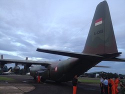 Operasi SAR AirAsia Hari Ketiga, Pesawat TNI AU Mulai Sisir Daratan