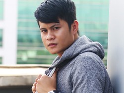 Pengalaman Esal Revano Beradu Akting dengan Artis-artis Seksi