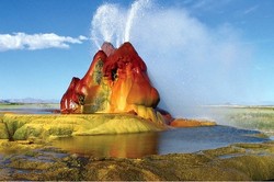 8 Destinasi Paling Berwarna di Dunia (2)