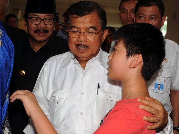 JK Sapa Keluarga Penumpang AirAsia QZ8501