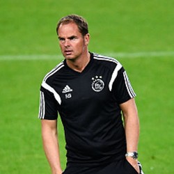 De Boer Belum Akan Tinggalkan Ajax Musim Ini