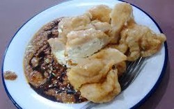 Rekomendasi Restoran: Kriuk! Batagor Renyah Berlumur Saus Kacang Manis