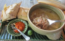 Rekomendasi Restoran: Hangat Gurih Coto Makassar Bisa Ditemukan di Restoran Ini