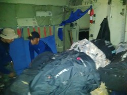 Hercules yang Diterbangkan ke Selat Karimata Angkut Alat Selam dan PMI