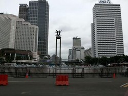 Jelang Malam Pergantian Tahun, Bundaran HI Dikerangkeng Pagar Besi