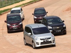 Siapa Jagonya Mobil MPV Murah di 2014?