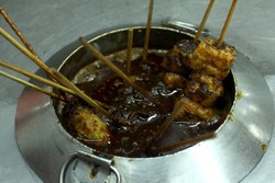 Berburu Aneka Kuliner Lezat di Malaka, Maknyus!