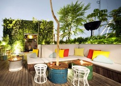 Rooftop Bar Jakarta yang Selenggarakan Countdown Tahun Baru