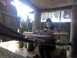 Warisan Kain Tenun Toraja Terancam Punah Dimakan Zaman