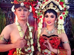 Punya Suami Pilot, Fitri Karlina Hanya Bertemu 8 Kali Sebulan